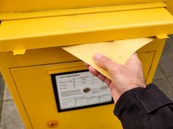 Briefkasten (vergrößerte Bildansicht wird geöffnet)